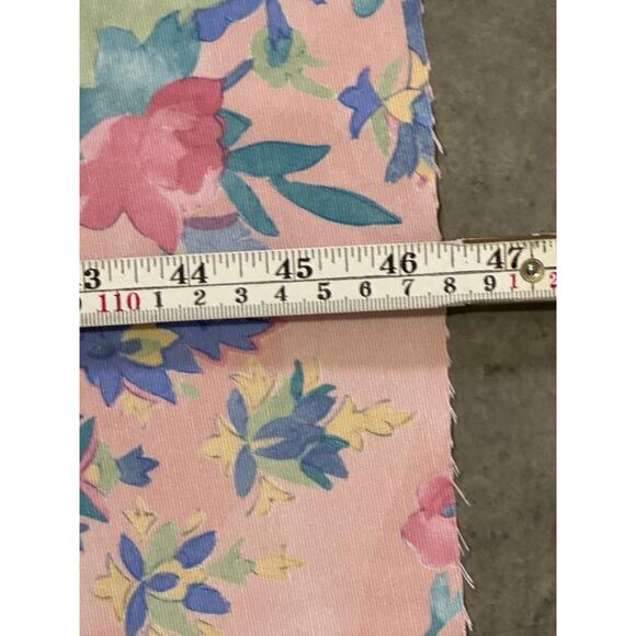80s pastel Floral Fabric Sheet, Pastel Colors, Bed Sheet, Bedding, Bedroom - Picture 5 of 6